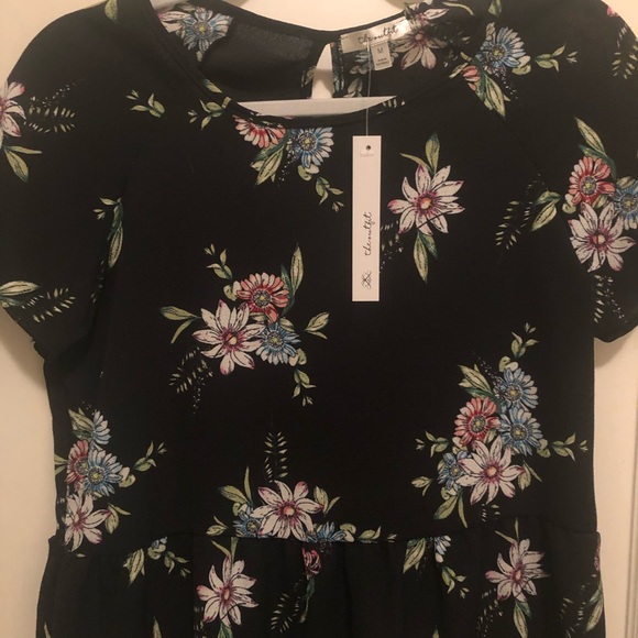 Floral Boutique Blouse - Picture 2 of 3